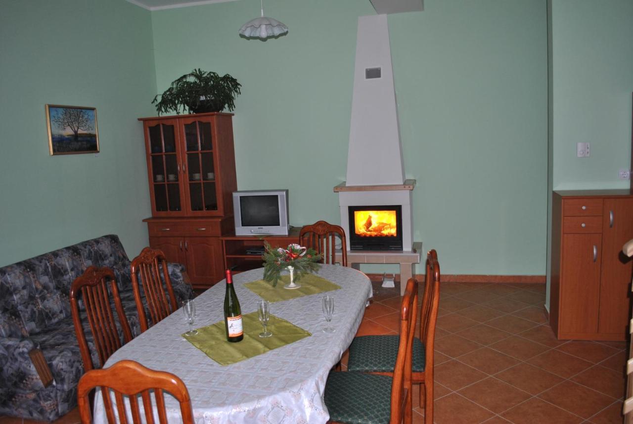 Apartments - Turisticna Kmetija Vrbnjak リュトメル エクステリア 写真