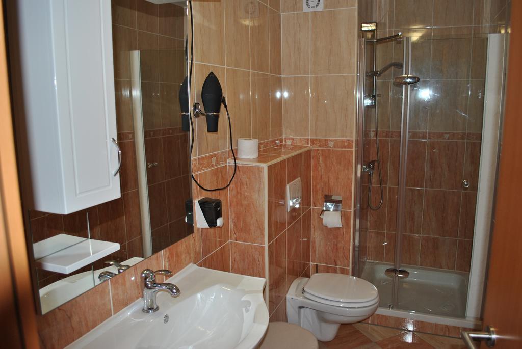 Apartments - Turisticna Kmetija Vrbnjak リュトメル エクステリア 写真